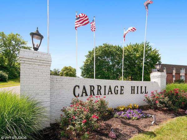 Laundry Facilities, Community Room, Walk-In Closets 1