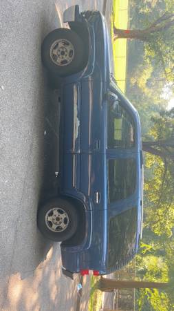 2000 Chevy Tahoe - $3,000 (Atlanta)63620379374083122