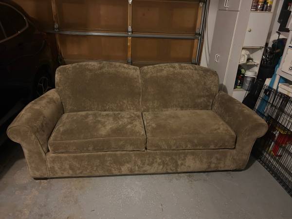 Quality Olive Couch 1