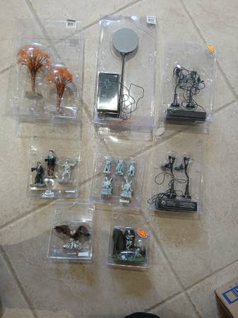 8- MICHAELS /Lemax Spooky Town Halloween village accessories 1