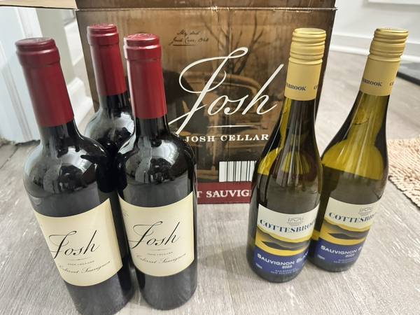 Cabernet Sauvignon (3x) Sauvignon Blanc (2x) 1