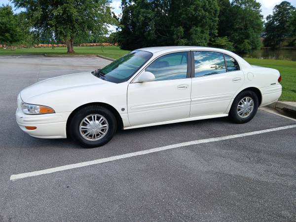 Buick Lesabre 2002 - $3900 (Gainesville)63620566777601124