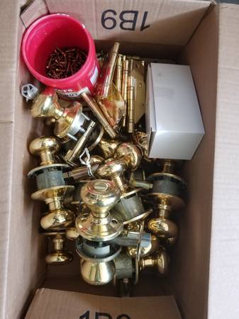 DOOR KNOBS, HINGES, DEADBOLTS ASSORTMENT 1
