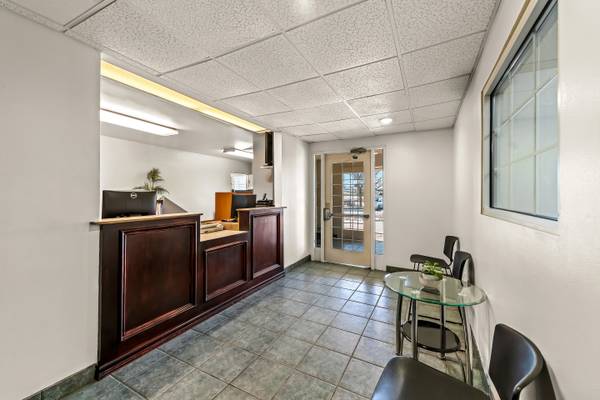 $390 / 1br - Vive con comodidad - ¡Sin contrato, sin depósito! (3100 Wingate Ct, Columbia, MO)63845292503043124