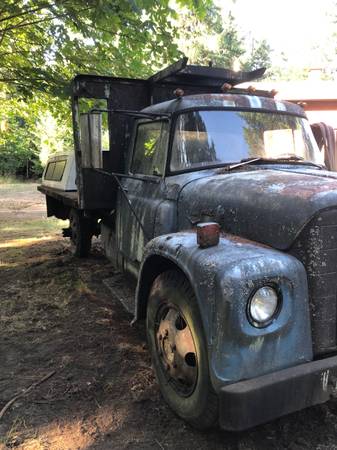 1971 International Loadstar 1600 - $1,200 (Olympia)63617141230465121