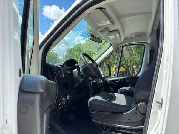 2015 RAM PROMASTER 2500 - Photo 9