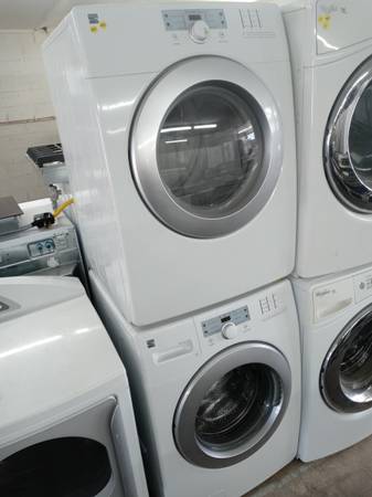 ★Kenmore stackable front load washer and dryer set 1