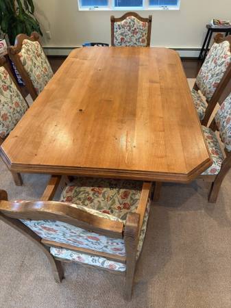 Solid Wood Dining Table and 6 Chairs 1