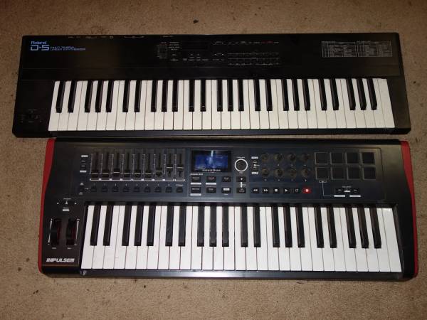 Roland D5 Synthesizer, Novation impulse 49 1