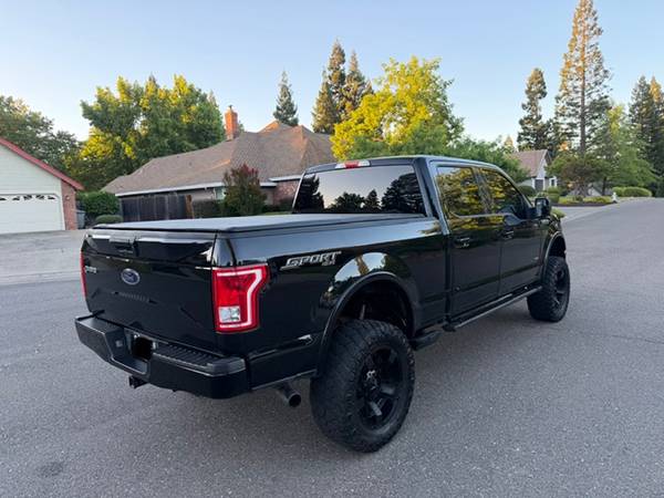2016 Ford F150 XLT SPORT - Photo 5