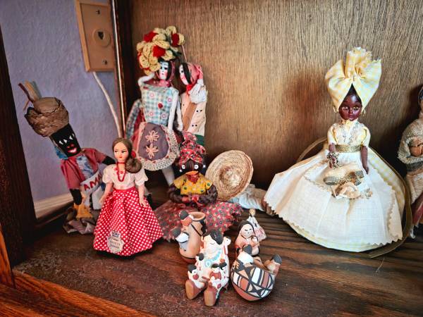 Yard sale photo