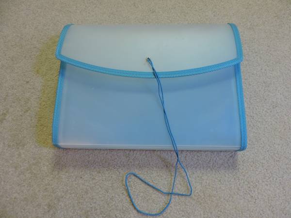 Office/Student/Salesperson Portfolio Organizer.  Clear Plastic, Blue 1