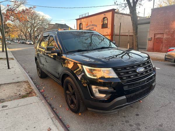 2017 ford explorer xlt 1