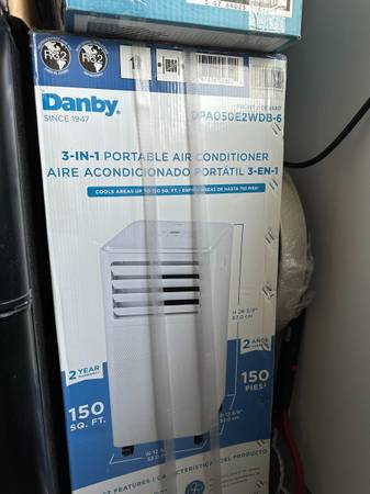 Portable Air Conditioner with Fan and Dehumidifier 1