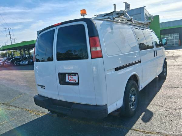 2014 Chevrolet EXPRESS 1500 - Photo 6