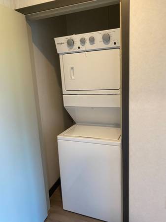 Sooke – 2 bedroom Charters – October 15, 2026 - ONE MONTH FREE RENT 2