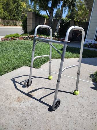 Rolling Walker 1