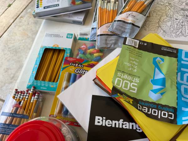 Art Supples mostly new 1