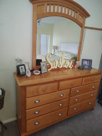 Solid maple bedroom dresser 1
