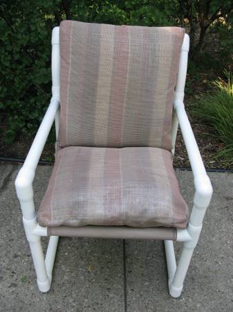 Chair Classic PVC Cushioned Armchair - $20 (Waukesha)63470634854401121