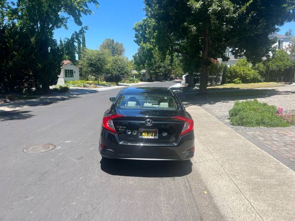 2016 Hmda Civic LX - $13,000 (Redwood City)63617799686019121