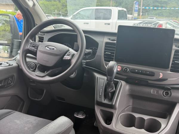 2022 Ford Transit 350 XLT - Photo 11