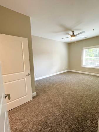 $1,699 / 2br - 1136ft2 - Spacious 2 Bed • 2 Bath Available Now🎉 $1,000 FREE RENT (Knoxville, TN)63815695130369121