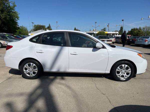 2010 Hyundai Elantra Blue 4dr Sedan - $4,450 (Roseville)63616906515457123