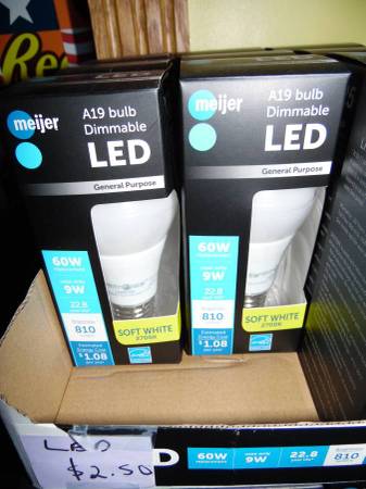DIMMABLE Soft White LED Lights-60 Watt $2.50 --New in Box-Half Price-- 1