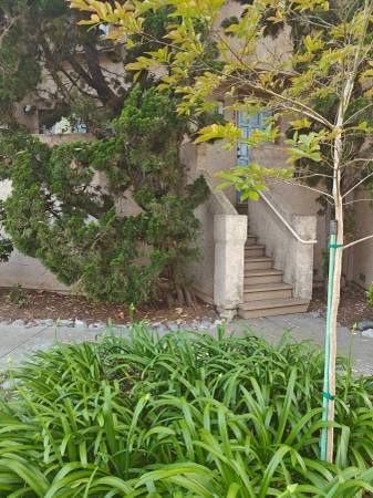 $970,000 / 2br - Townhouse on the Villa La Park - #1Top Location in upper La Jolla! (La Jolla)64196503353475123