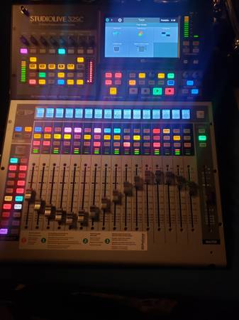 Presonus 32SC Digital Soundboard 1