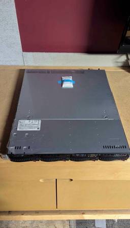 Supermicro 1U rack-mount server 1