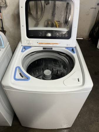 GREAT CONDITION FRIGIDAIRE WASHER SUPER CACITY HEAVY DUTY ALL CYCLES 1