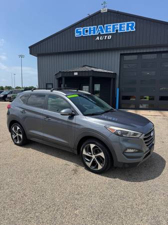 2016 Hyundai Tucson 1