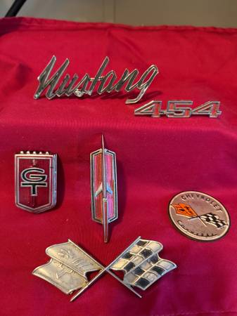 Assorted emblems 1