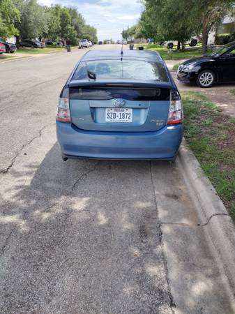 2005 Toyota Prius - $900 (Del Valle, Tx)63621923056131121
