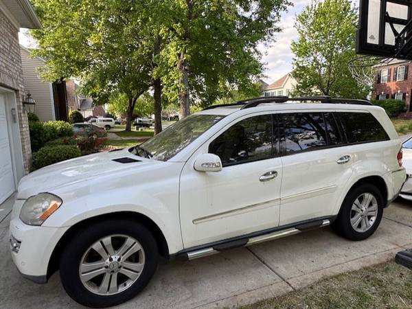 2007 Mercedes Benz GL 450 en venta - $3,495 (Waxhaw)63613488373763120
