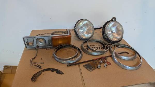Headlight Assemblies 1