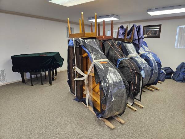 PIANO STORAGE - temperature and humidity controlled, secure 1