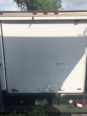 1999 Chevrolet Express G3500 - Photo 3