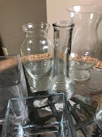 ASSORTED VASES SET-25+ 1