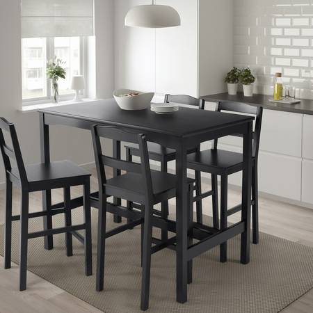 IKEA Bar Table and 4 Bar Stools 1