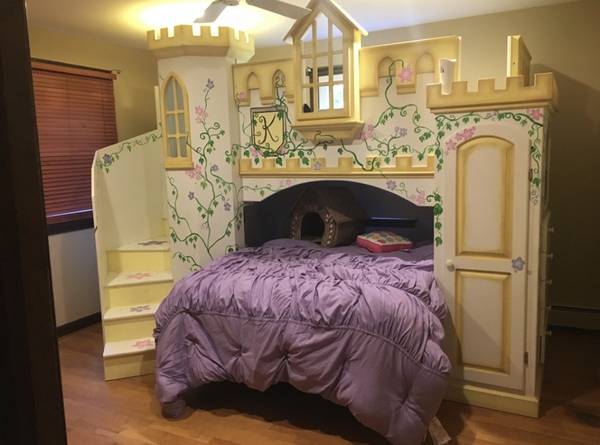 Castle Bed 1
