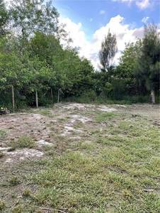 $39,000 / 3500ft2 - CLEARED VACANT LOT IN VERO BEACH (Vero Beach)