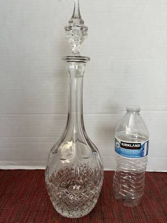 Vintage 16" Cut Glass Decanter Diamond Hobnail Thumbprint w/ Stopper 1