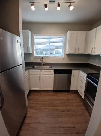 $1,998 / 2hab - 1169ft2 - ¡Hermoso adosado de 2 habitaciones y 2.5 baños! 🔆😍 ¡EN OFERTA ESPECIAL! (14300 SW Teal Blvd Beaverton, OR)63820825160579122