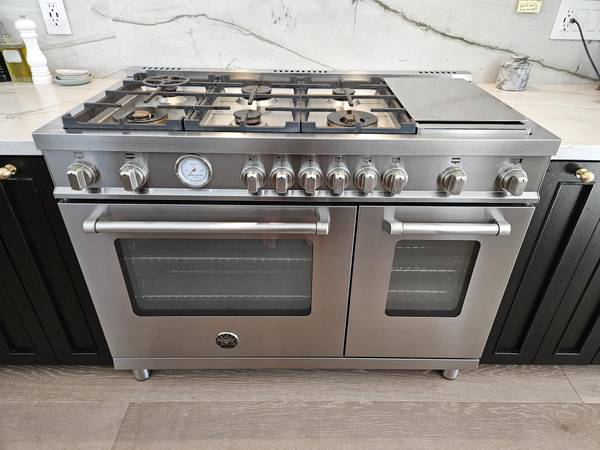 Bertazzoni 48" Master Series All Gas Range/Oven 1