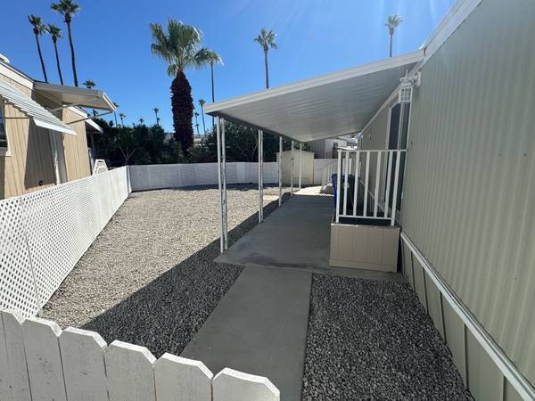$54,995 / 2br - 624ft2 - 1964 Single-wide Mobile Home in 55+ Gated Community (Cathedral City)63668370967683122