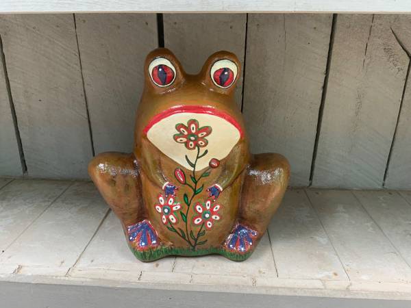 Frog Planter 1