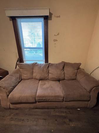 Microfiber Three Seat Couch 1